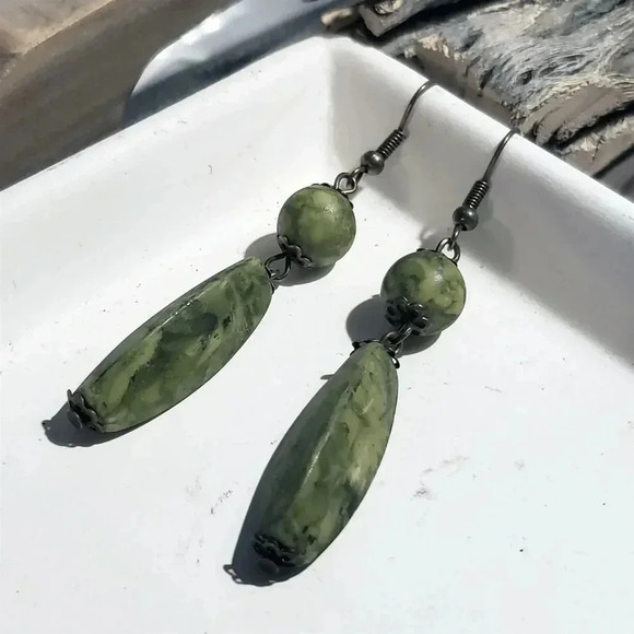 Rustic Bronze Metal Mottled Green Lightweight Acrylic Hand Crafted Earrings - Picture 1 of 4